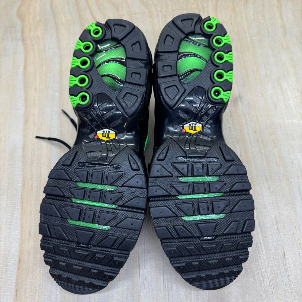 NEW Nike Air Max Plus “Green Strike” Black Lifestyle Shoes Mens sz 12 DM0032-024 - Picture 8 of 10